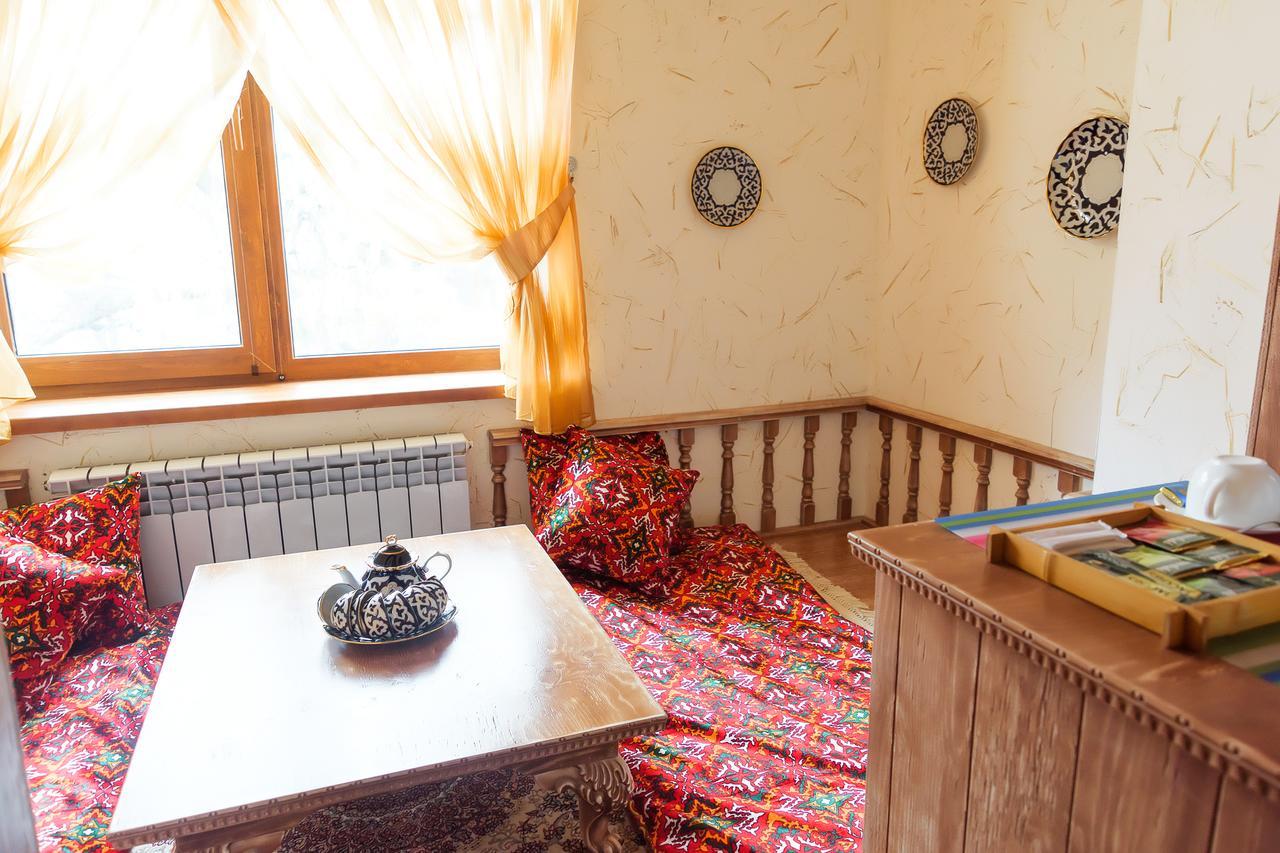 Orbita Boutique Hotel Simkent Kültér fotó